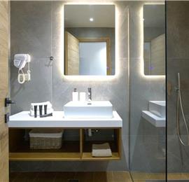 3 bedroom villa with pool & sea view, near Acharavi, sleeps 6